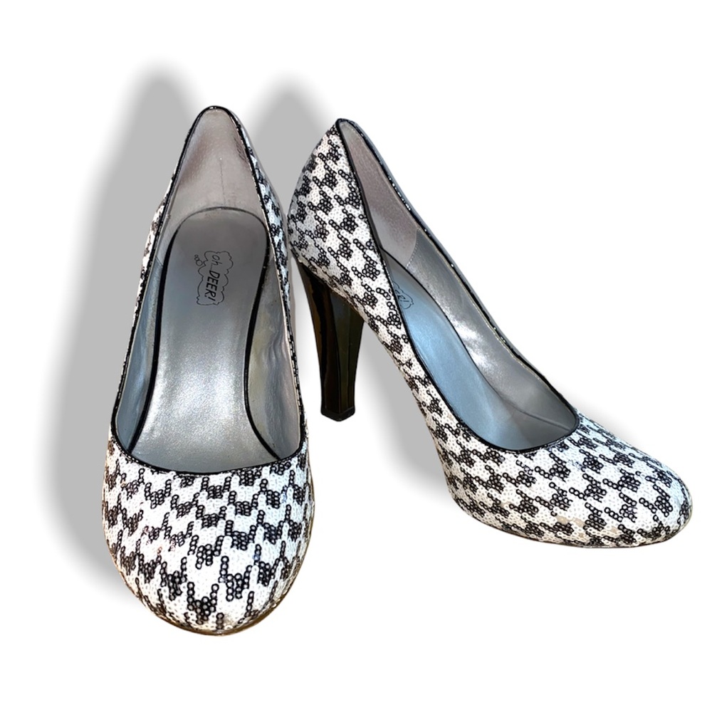 Oh Deer! Waldorf Houndstooth Sequin Pumps